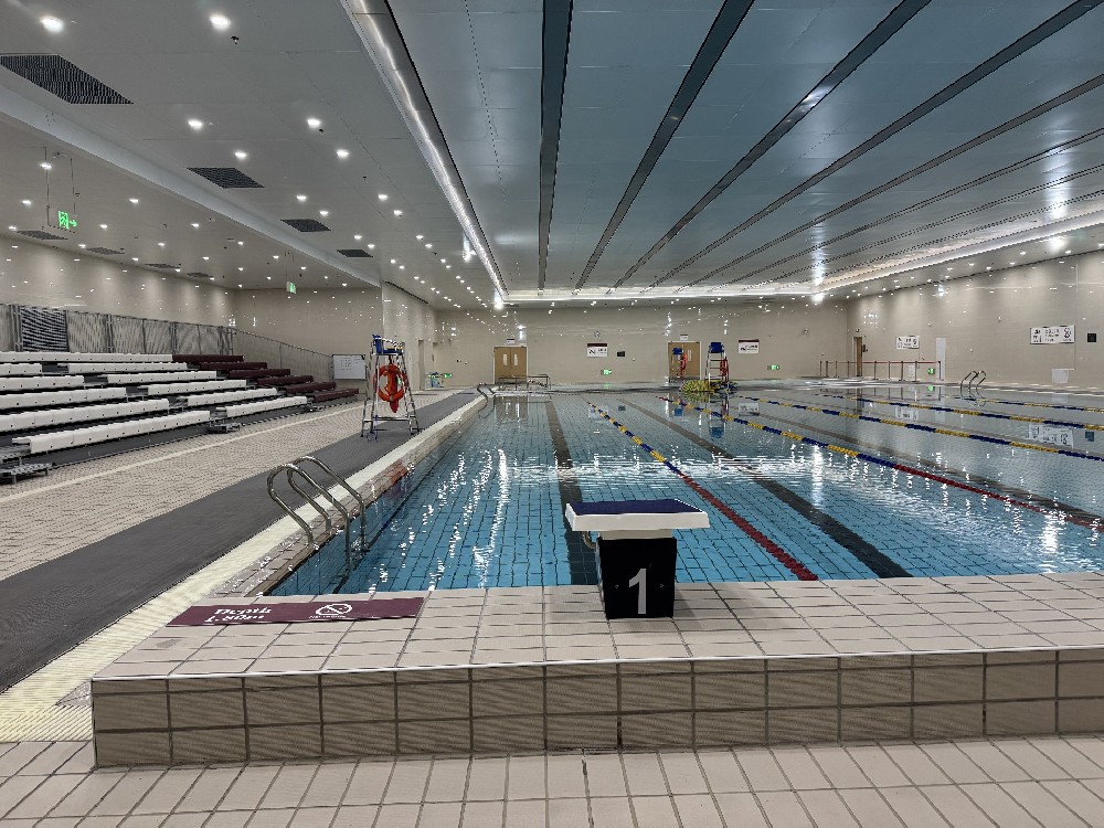 上海浦东某学校泳池现场